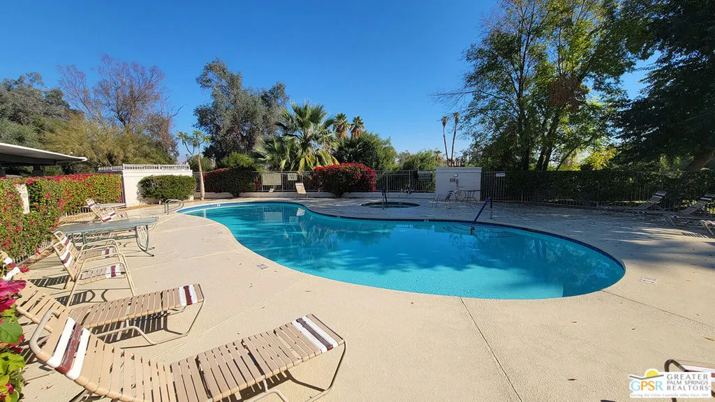 2700 E Mesquite Avenue E29, Palm Springs, California 92264 home-pic-45